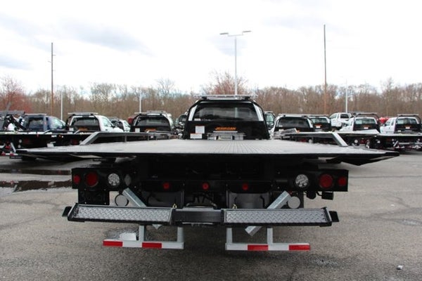 2023 Ford Chassis Cab F-550® XLT in Paramus, NJ - All American Ford of Paramus