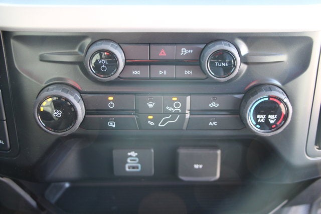 2026 Ford F-250 Retro Everest Edition