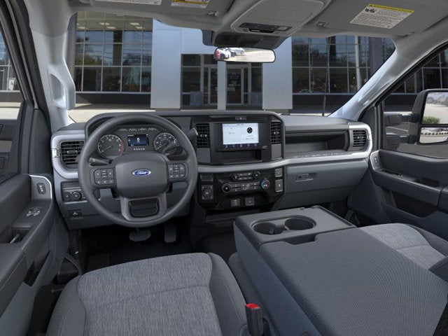 2025 Ford Super Duty F-350 SRW XL