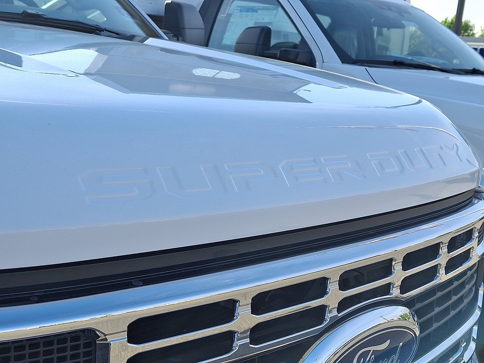 2024 Ford Super Duty F-350 DRW Base