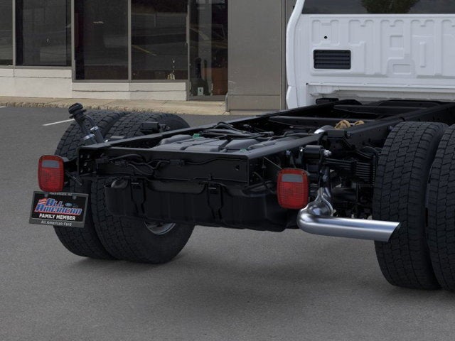 2026 Ford Super Duty F-550 DRW Base