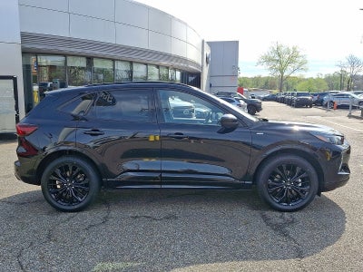 2023 Ford Escape ST-Line Elite