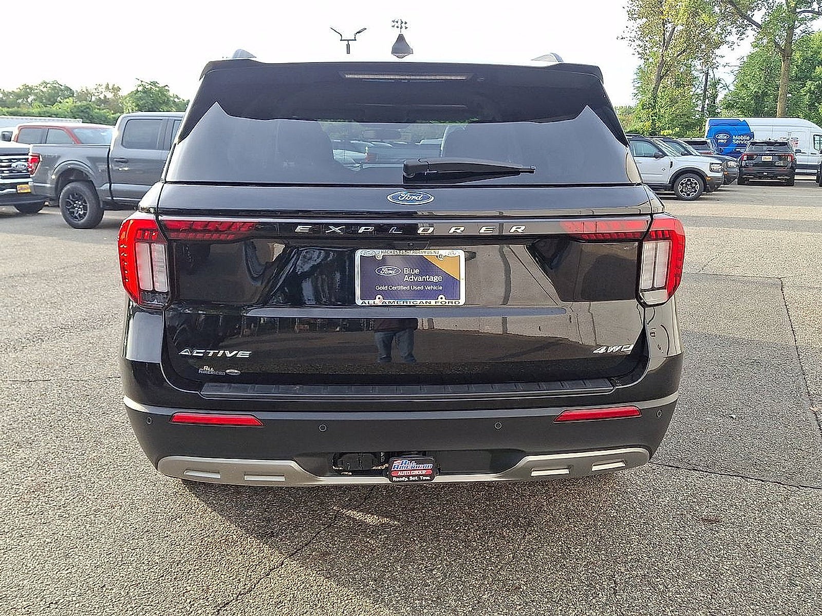2025 Ford Explorer Active