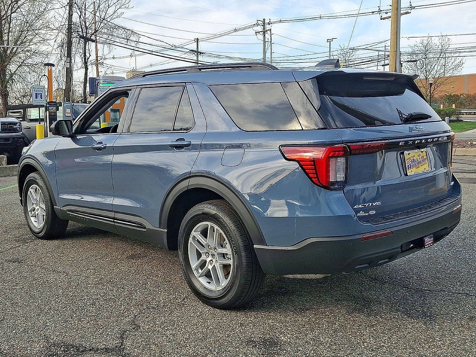 2026 Ford Explorer Base