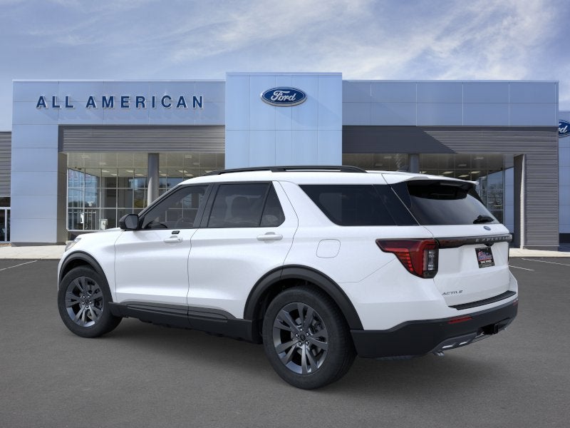 2026 Ford Explorer Base
