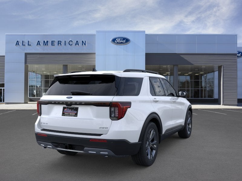 2026 Ford Explorer Base
