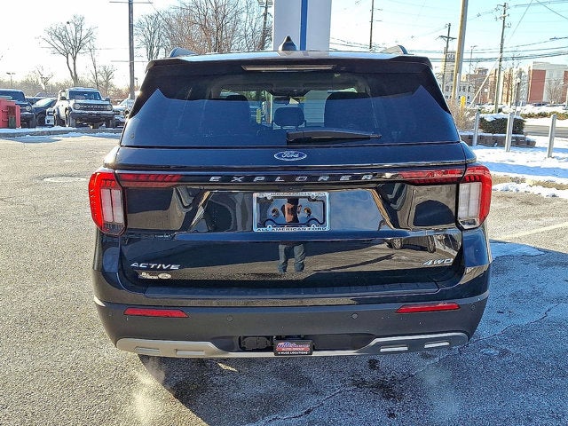 2025 Ford Explorer Active