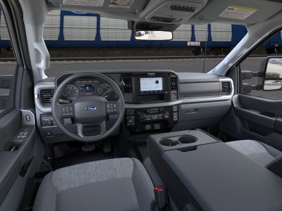 2026 Ford Super Duty F-350 SRW XLT