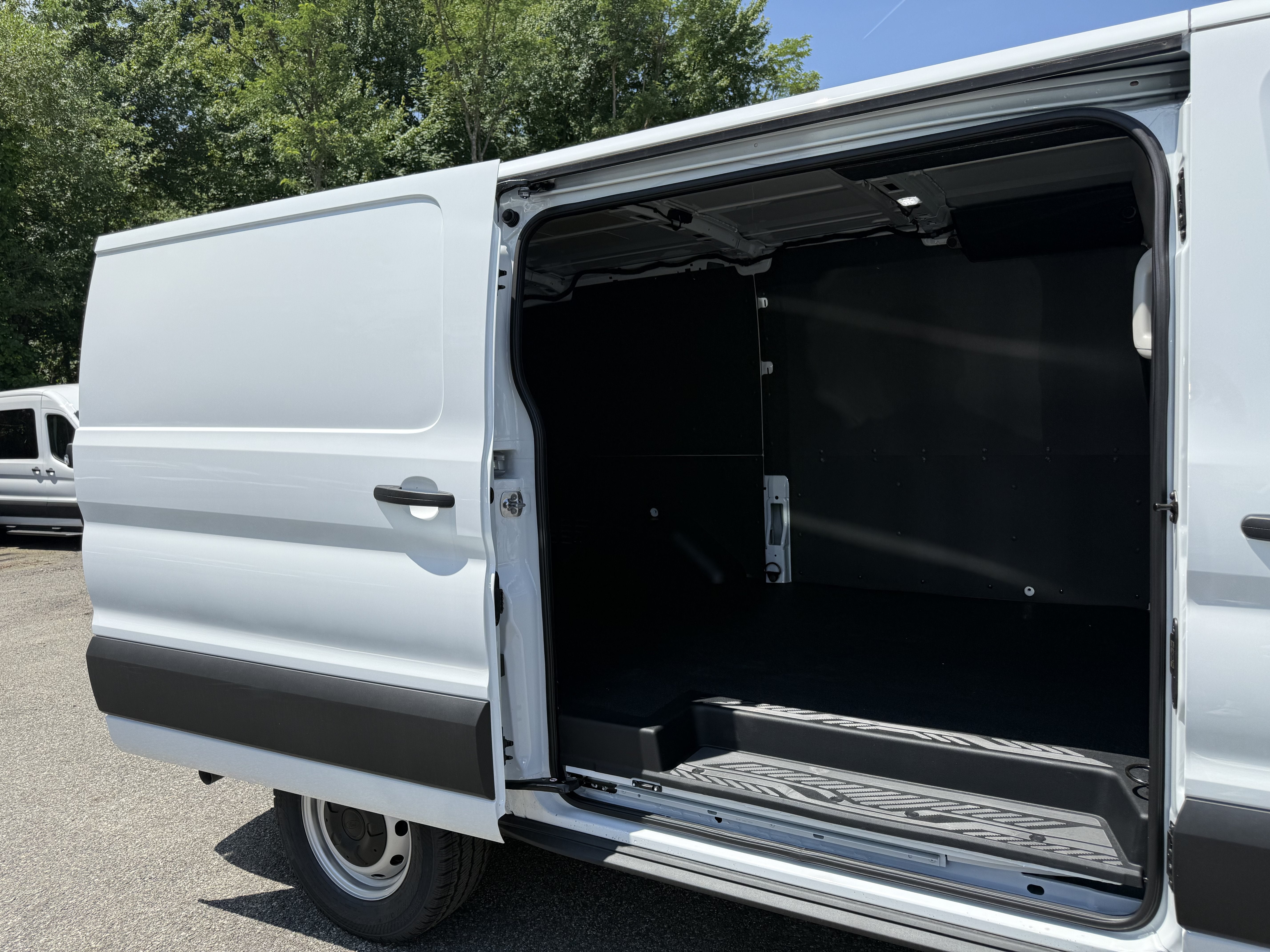 2026 Ford Transit Cargo Van Base