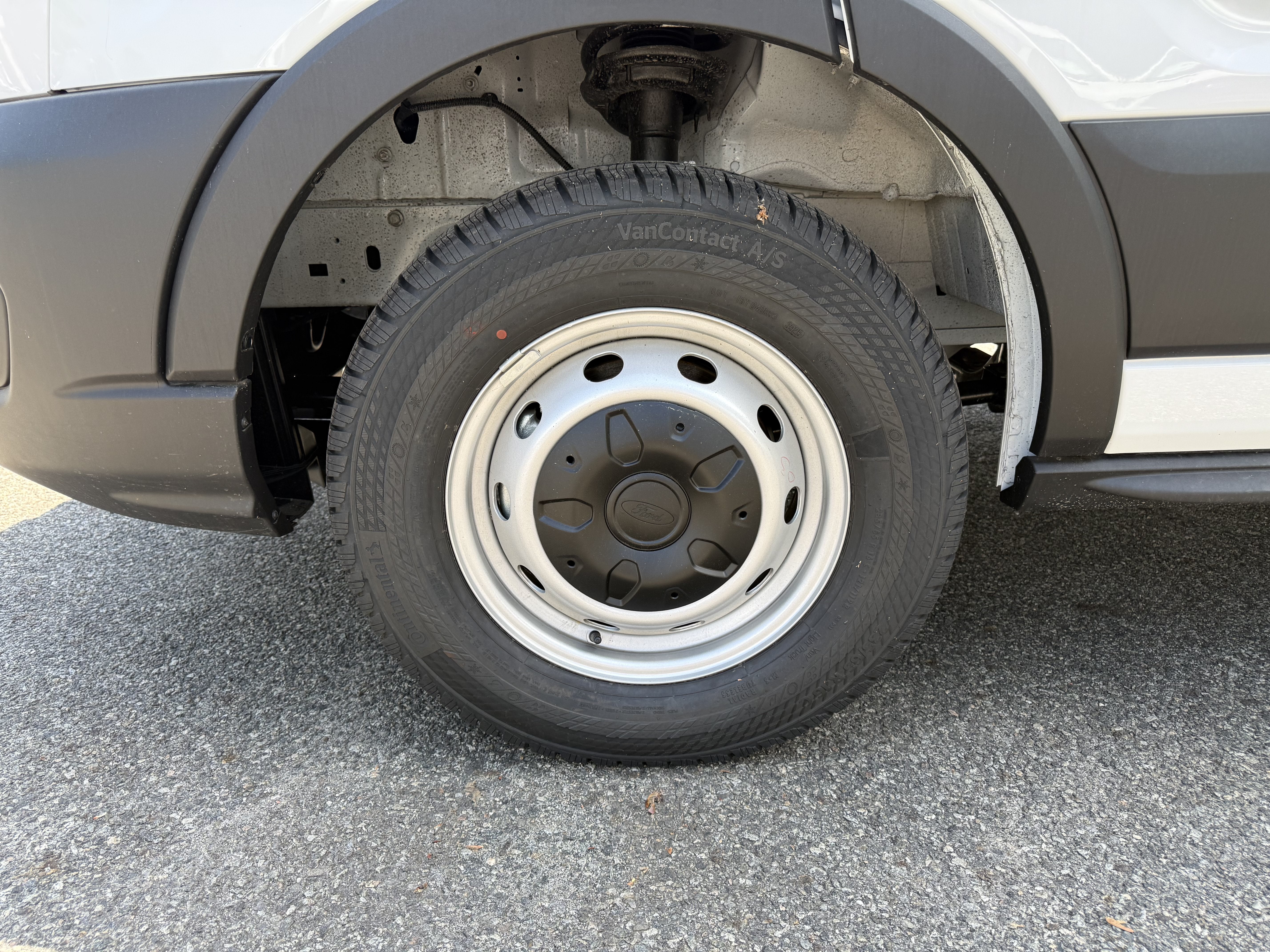 2026 Ford Transit Cargo Van Base