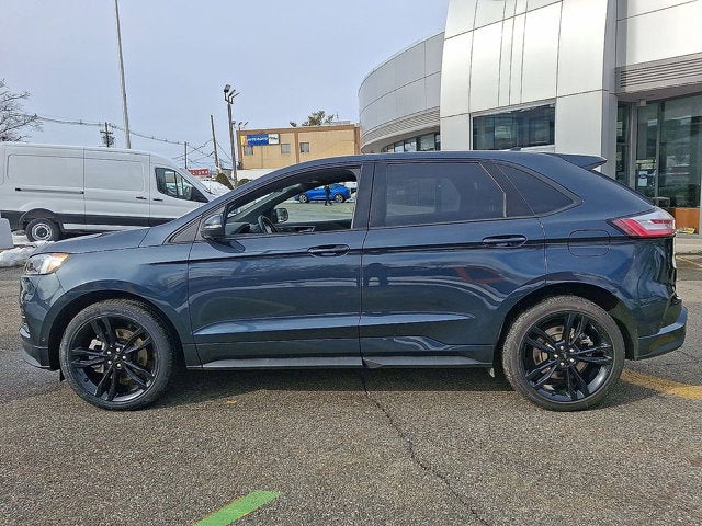2022 Ford Edge ST