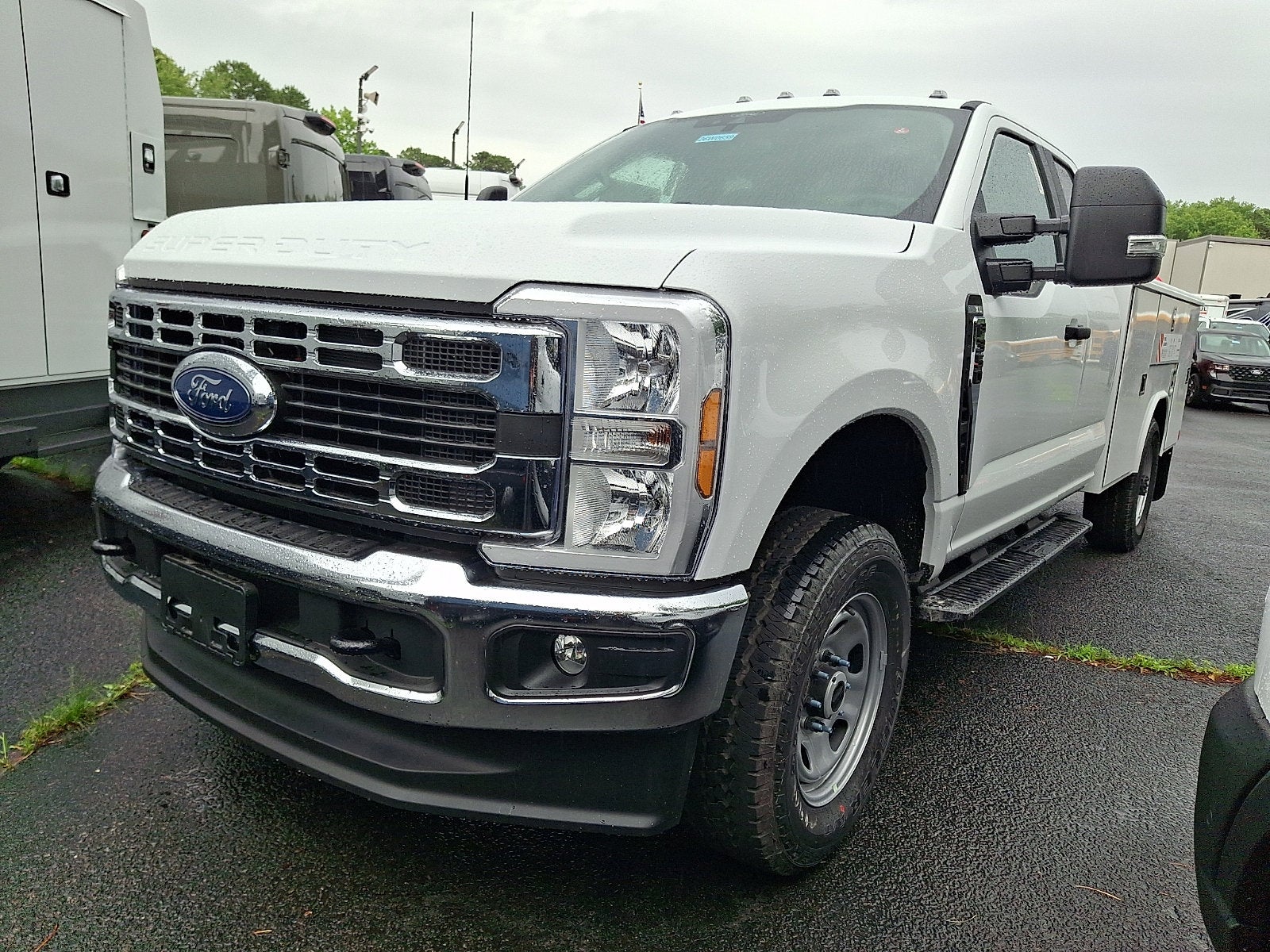 2026 Ford Super Duty F-350 SRW Base