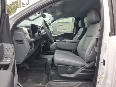 2026 Ford Super Duty F-350 SRW Base