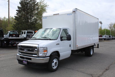 2027 Ford Dry Freight Box Truck E-350 16 FT DuraCube Pro Aluminum Body