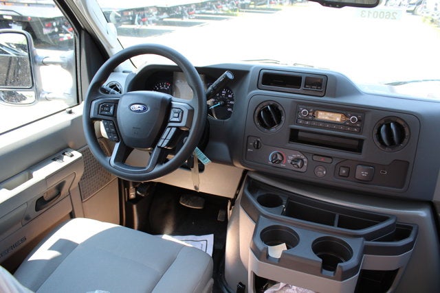 2026 Ford E-Series Cutaway 12 FT Aerocell Box