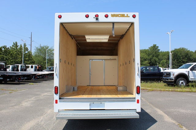 2026 Ford E-Series Cutaway 12 FT Aerocell Box