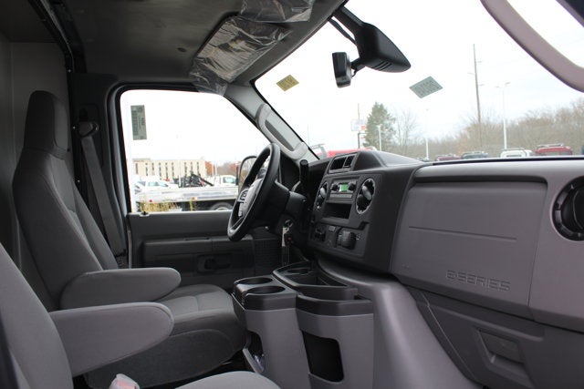 2026 Ford Dry Freight Box Truck E-450 17 FT DuraCube Body