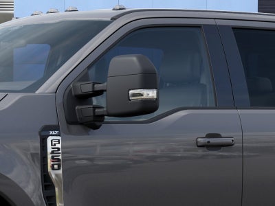 2027 Ford Super Duty F-250 SRW XLT