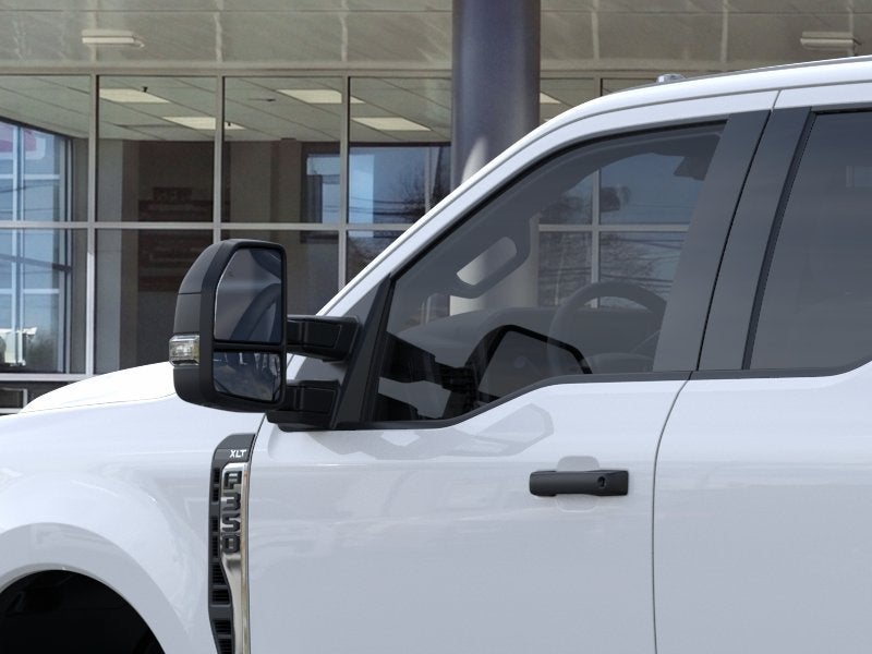 2026 Ford Super Duty F-350 SRW XLT