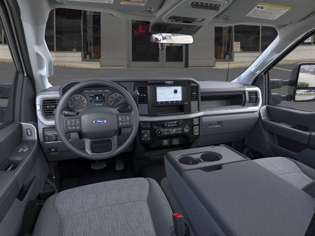 2026 Ford Super Duty F-350 SRW Base