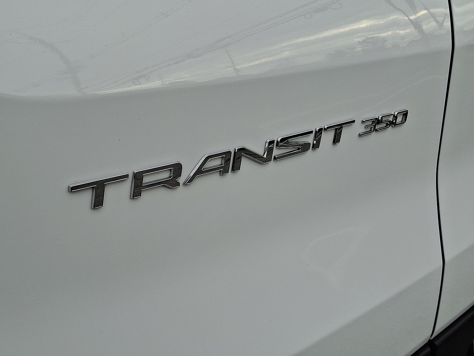 2023 Ford Transit Passenger Wagon T350