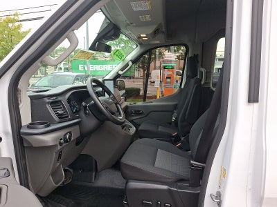 2023 Ford Transit Passenger Wagon T350