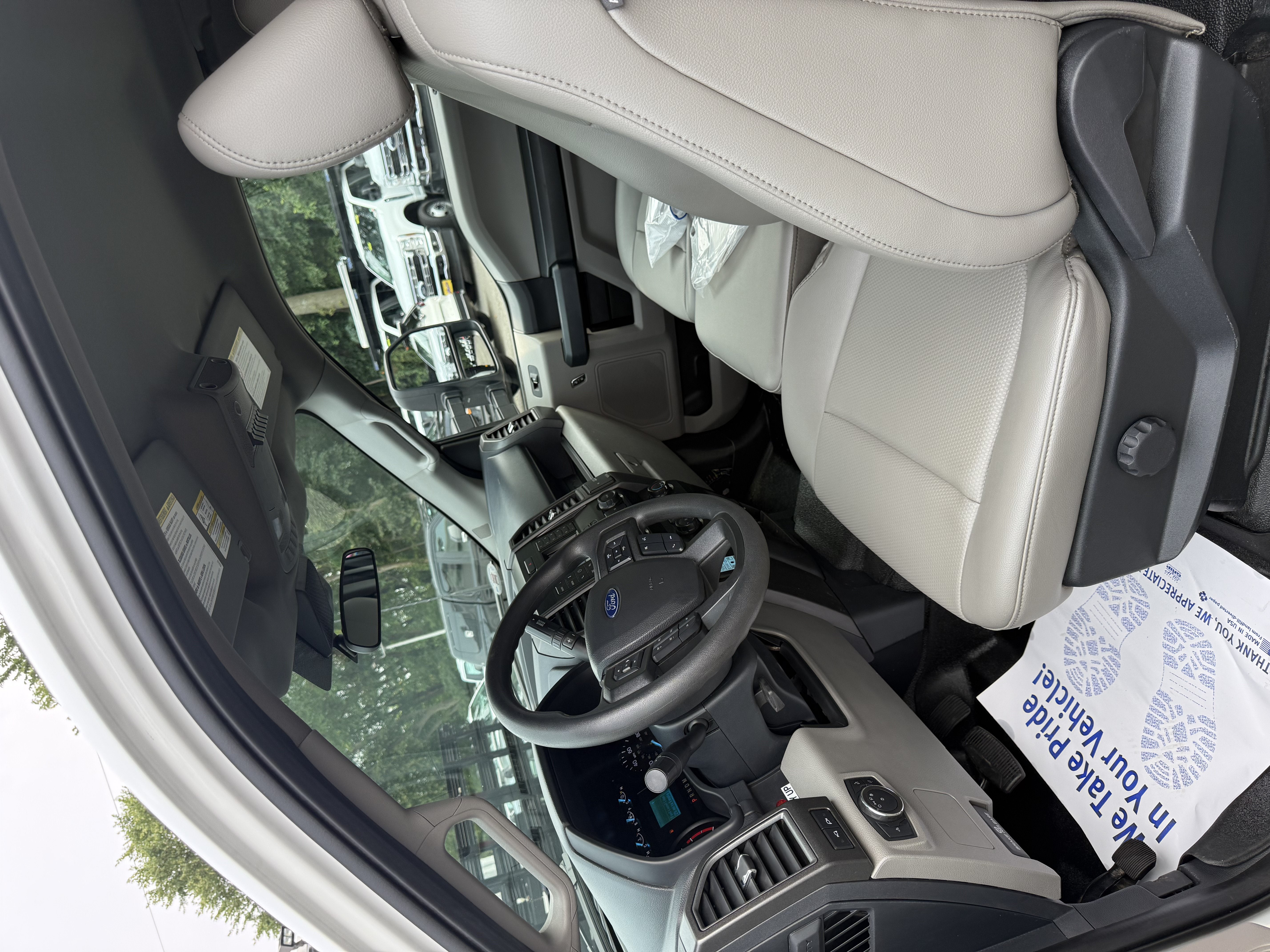 2022 Ford Super Duty F-550 DRW Base