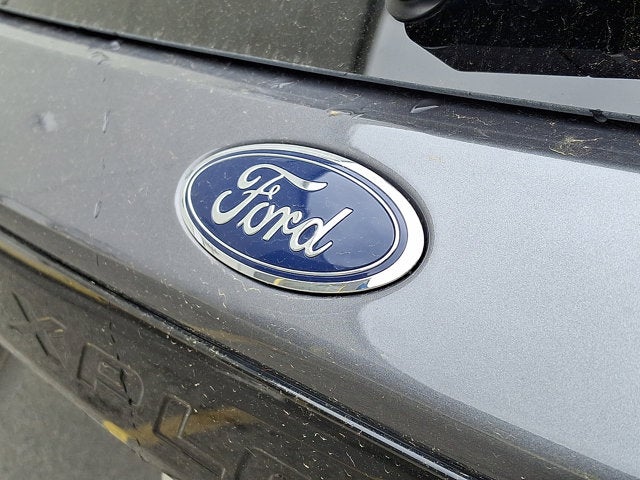 2023 Ford Explorer Base