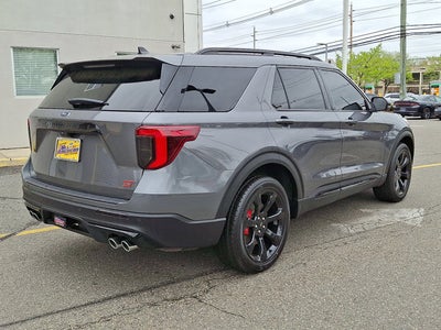2023 Ford Explorer Base