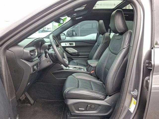 2023 Ford Explorer Base