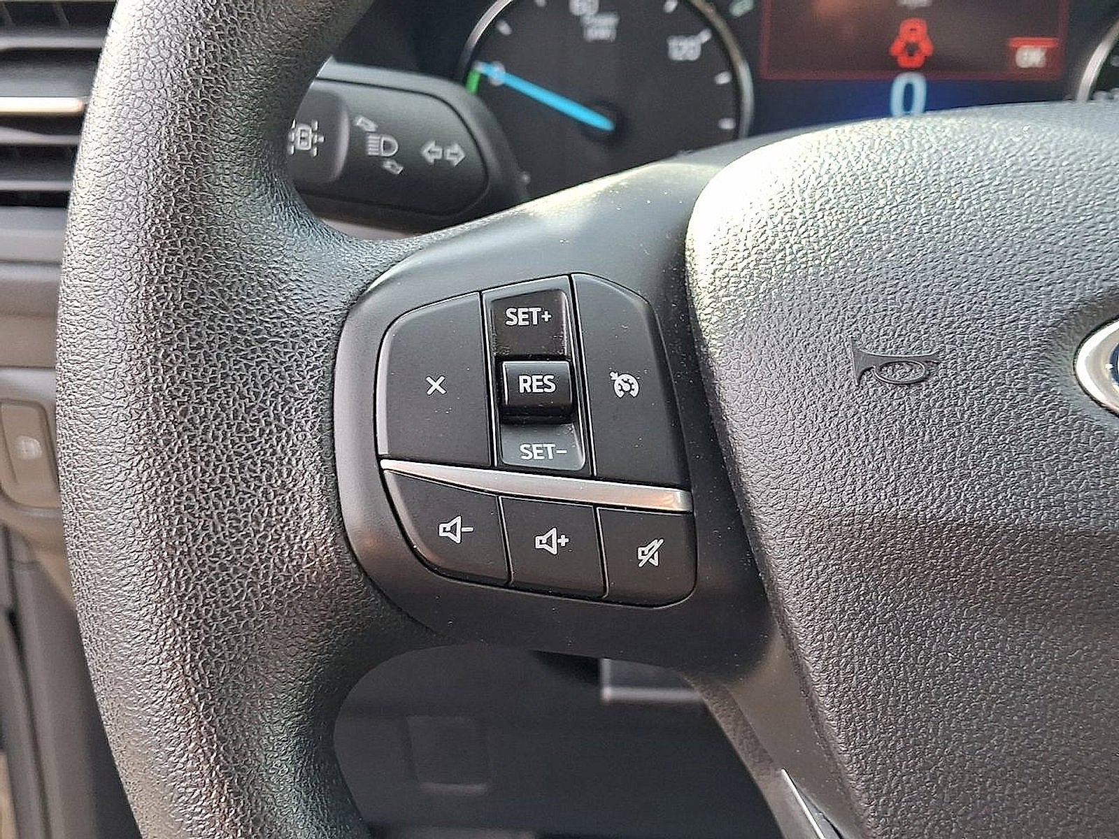 2022 Ford Escape SE Hybrid