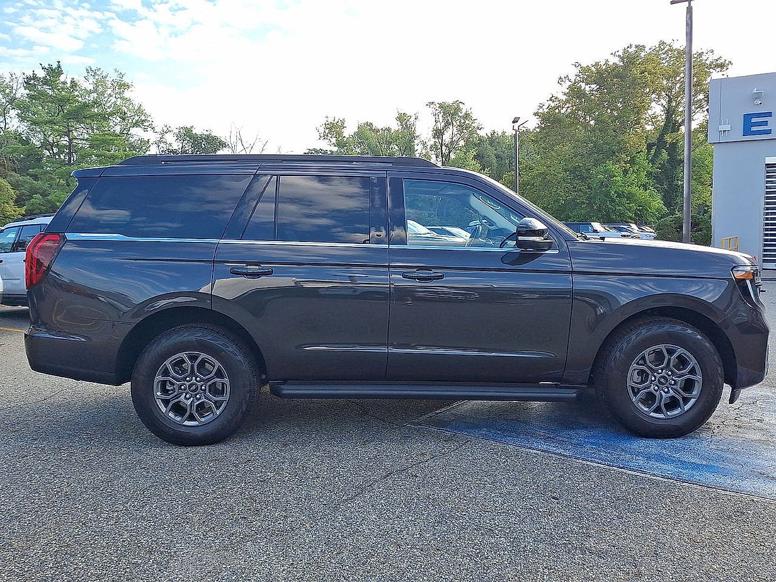 2026 Ford Expedition Active
