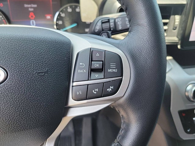 2020 Ford Explorer Base