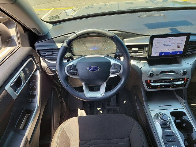 2020 Ford Explorer Base