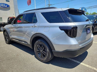 2020 Ford Explorer Base