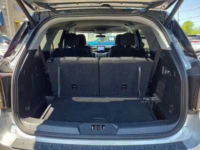2020 Ford Explorer Base