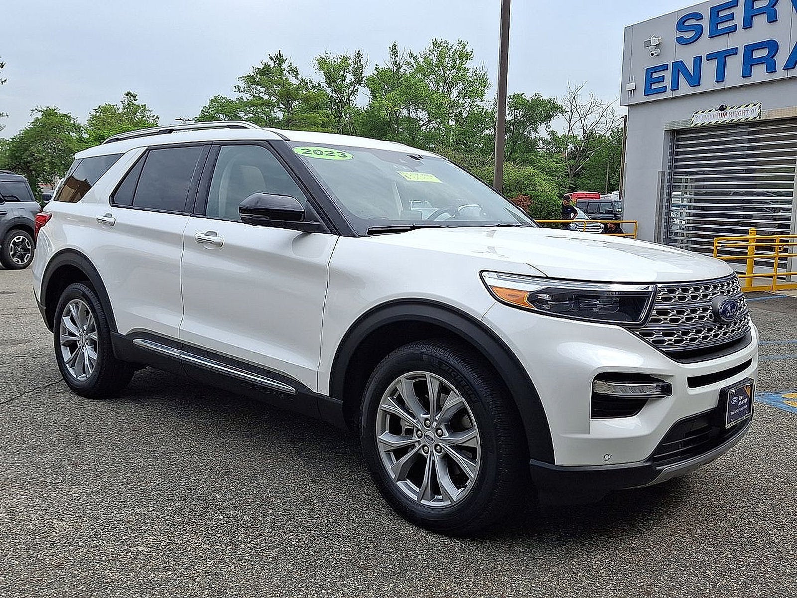 2023 Ford Explorer Limited