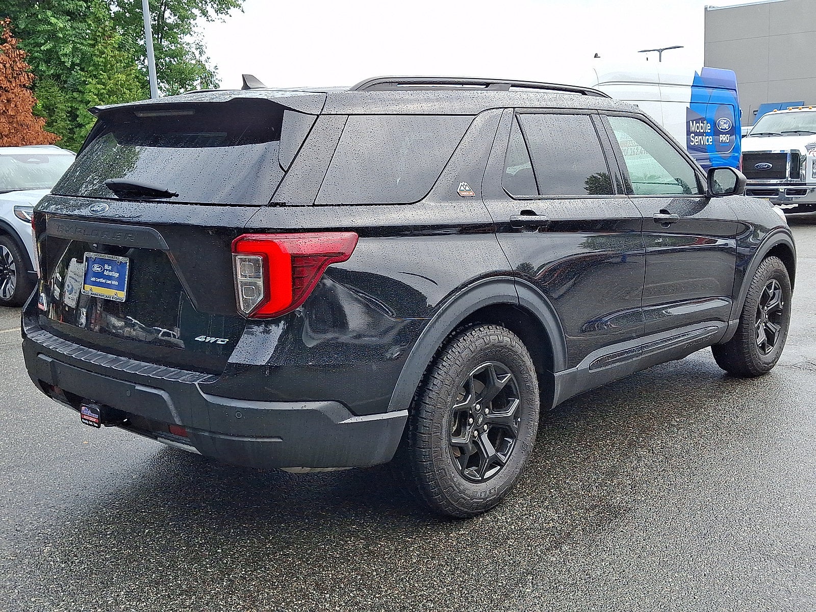 2023 Ford Explorer Base