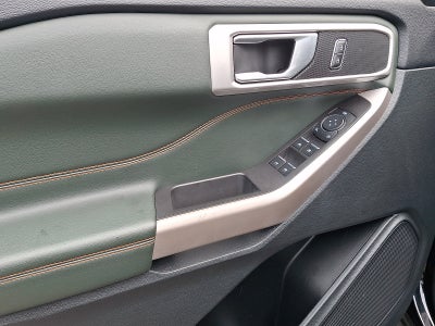 2023 Ford Explorer Base