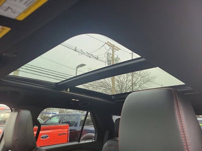 2022 Ford Explorer ST-Line