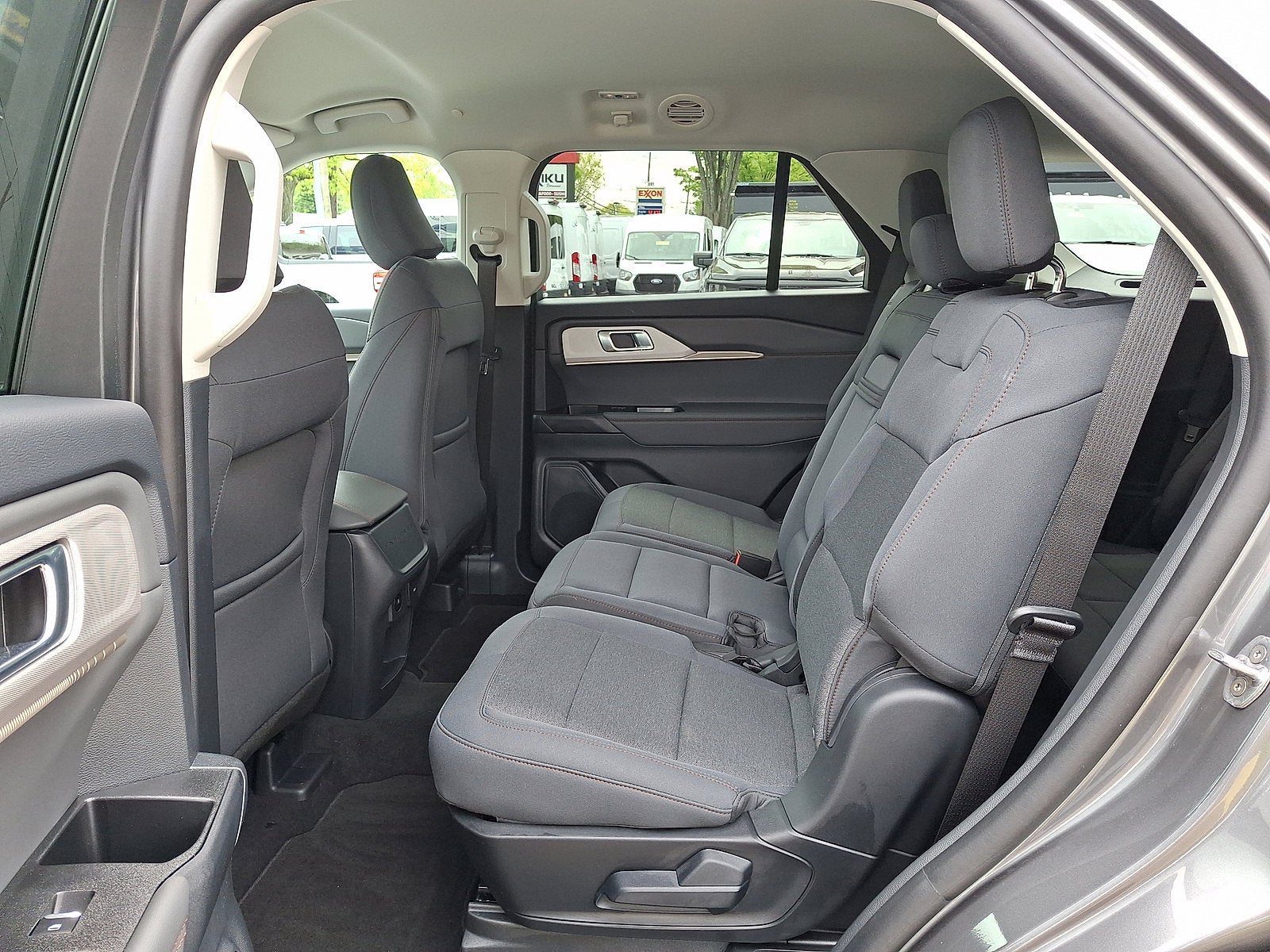 2026 Ford Explorer Base