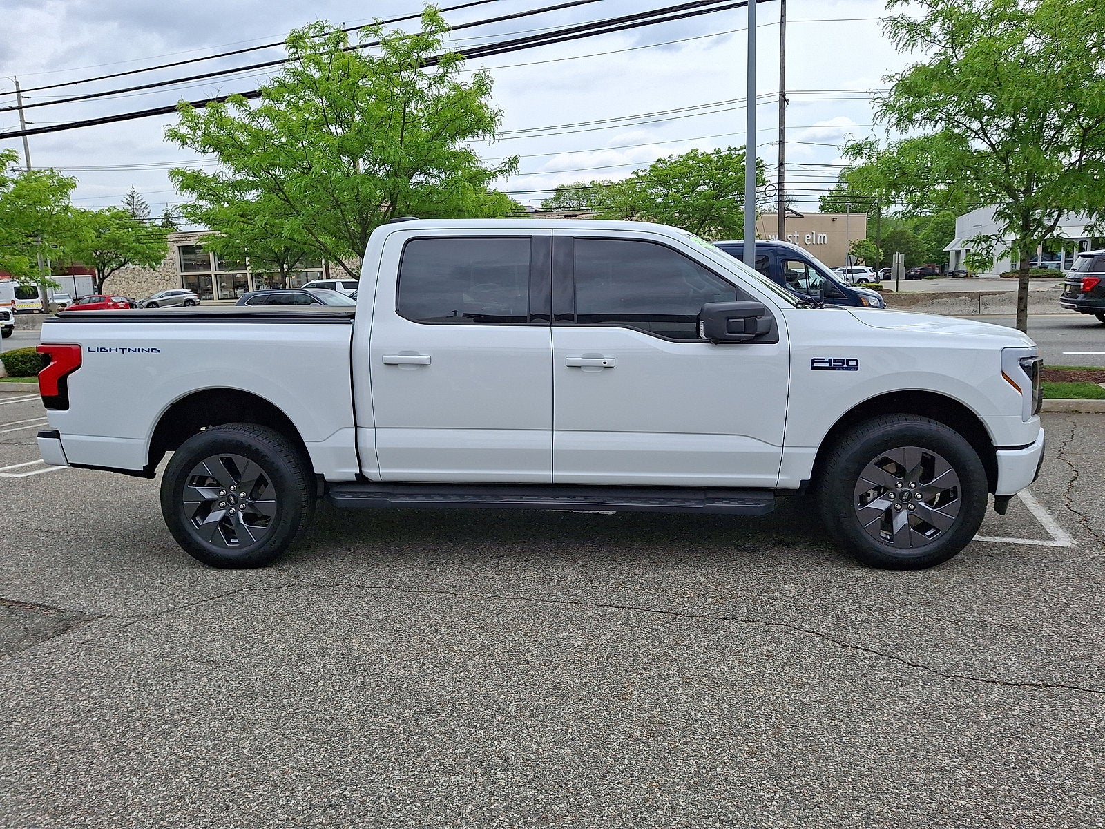2025 Ford F-150 Lightning Flash