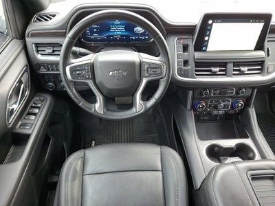 2022 Chevrolet Suburban Base