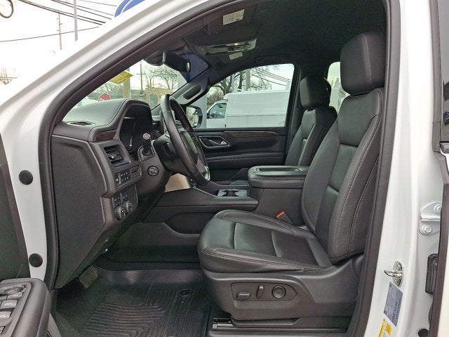 2022 Chevrolet Suburban Base