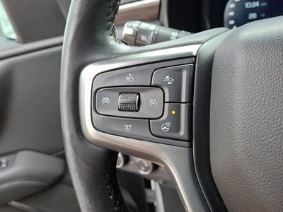 2022 Chevrolet Suburban Base