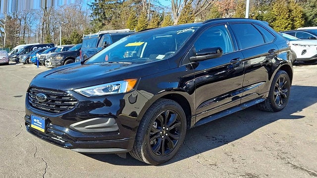 2022 Ford Edge SE