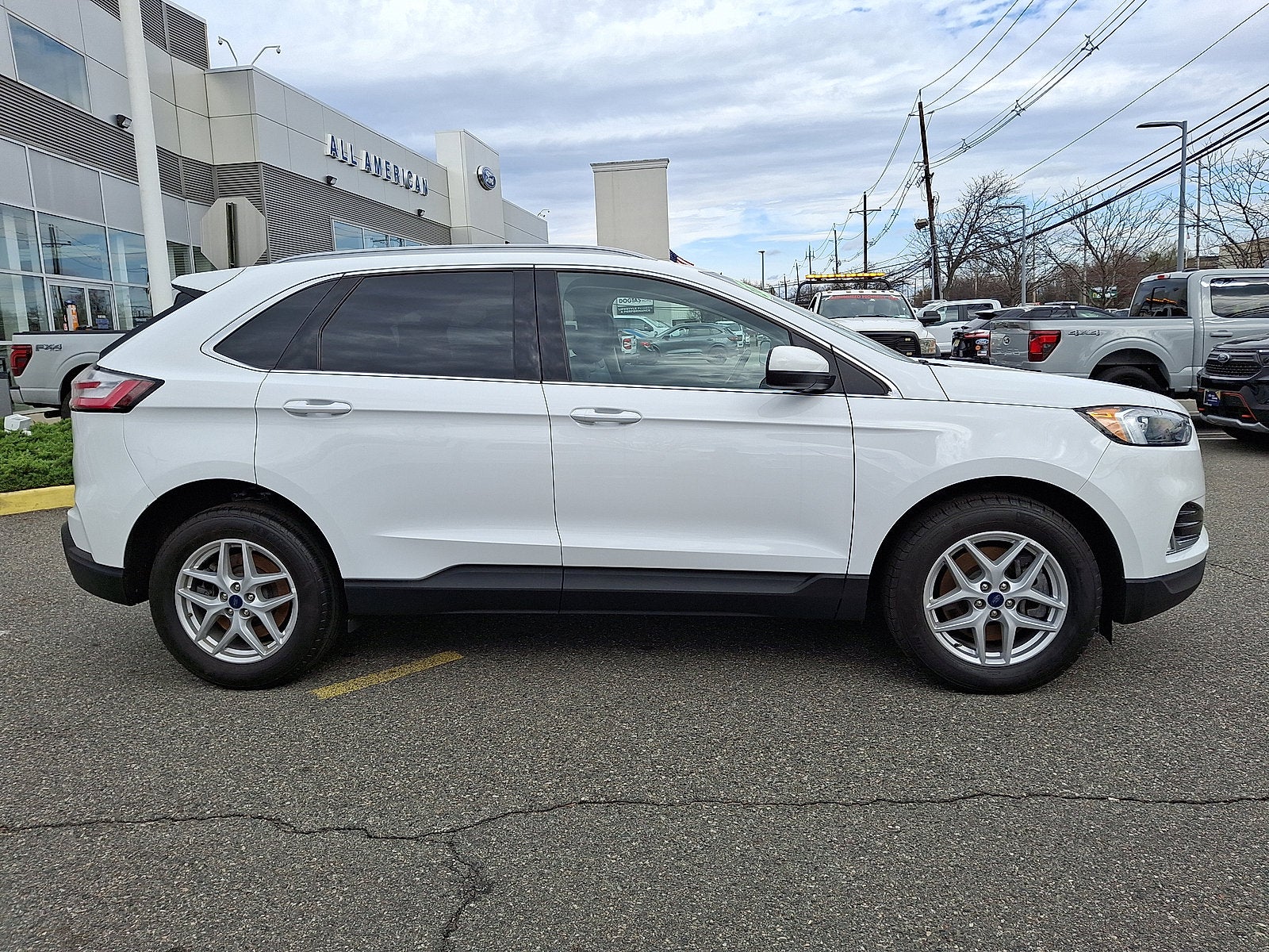 2022 Ford Edge SEL