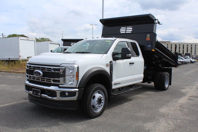2025 Ford Chassis Cab F-550® XL