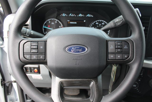 2025 Ford Chassis Cab F-550® XL