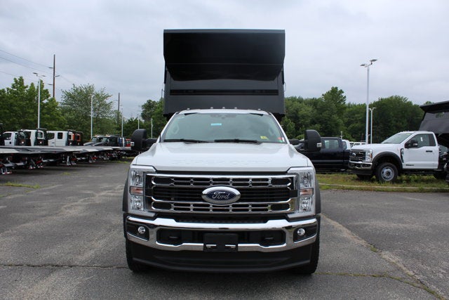 2025 Ford Chassis Cab F-550® XL